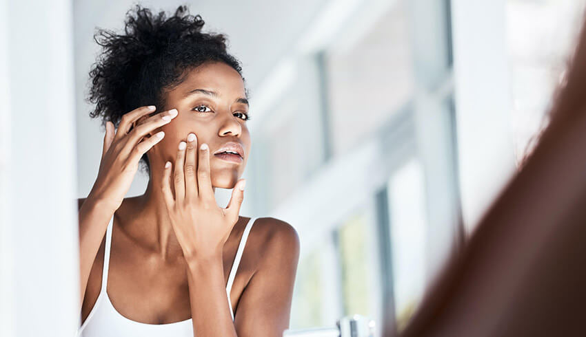 How Your Monthly Cycle Affects Your Skin (and How to Care for It Gently